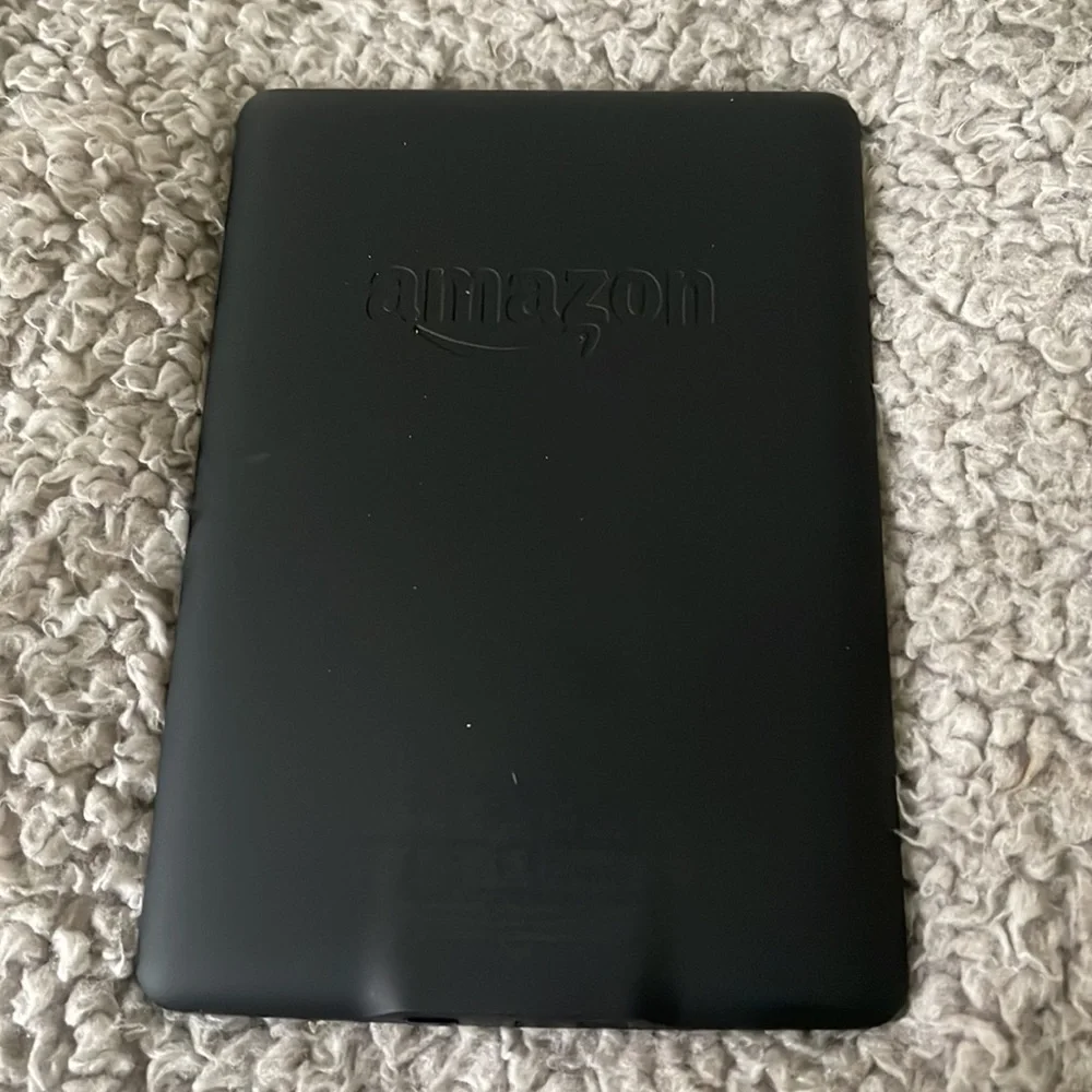 Kindle - Picture 3 of 5